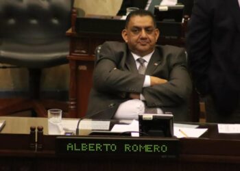 Inician audiencias contra diputado de ARENA, Alberto Romero, por enriquecimiento ilícito