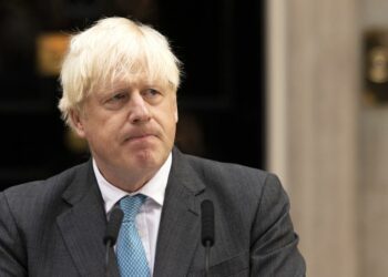 Boris Johnson revela que Putin lo amenazó con lanzar un misil en una conversación previa al conflicto en Ucrania