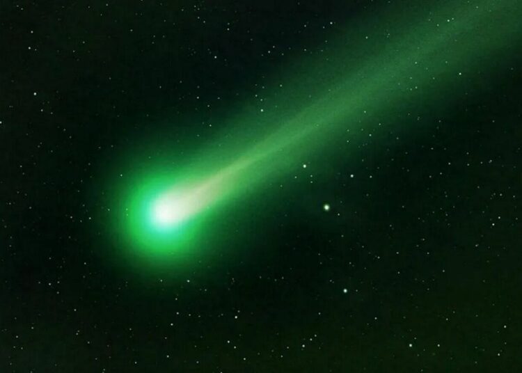 Lo que se sabe sobre el cometa verde que se acerca a la Tierra luego de 50 milenios