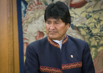 Evo Morales y otros ocho ciudadanos bolivianos son impedidos de ingresar al Perú