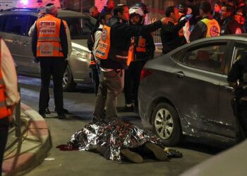 (VIDEOS) Ataque terrorista en Israel deja al menos siete muertos y varios heridos en una sinagoga de Jerusalén