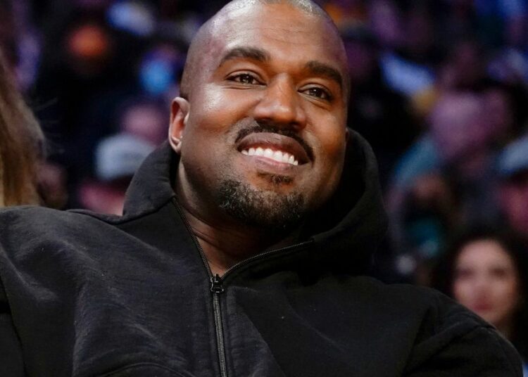 Kanye West se casó en privado con diseñadora de Yeezy a dos meses de separarse de Kim Kardashian