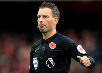 El presidente de árbitros de Egipto huyó del país amenazado de muerte