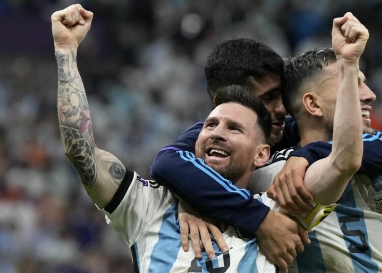 Lionel Messi le ganó a Mbappé el premio a mejor jugador de 2022