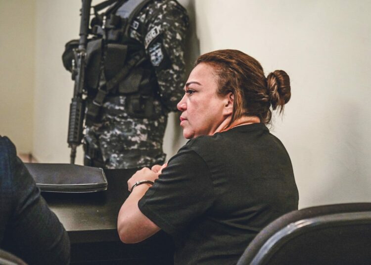 Alcaldesa de Soyapango seguirá detenida mientras continúan las investigaciones en su contra