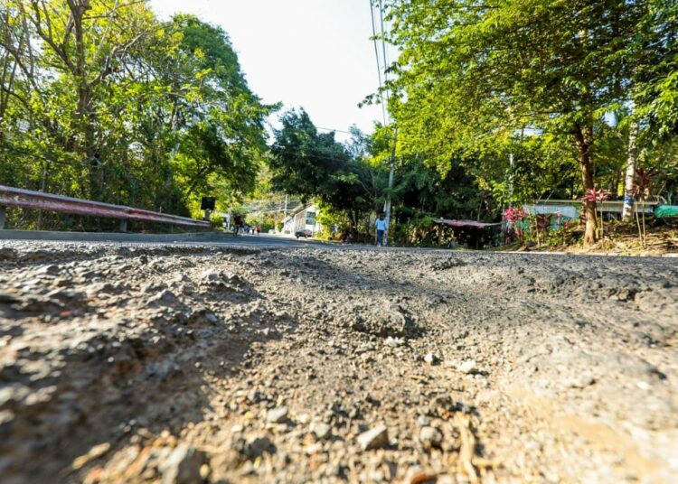DOM inicia histórica recuperación vial del municipio colonial de Panchimalco