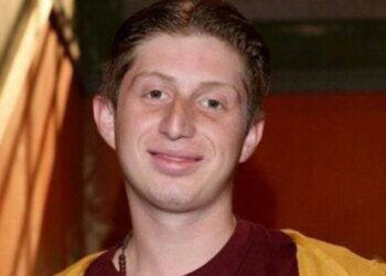 El papá del actor octavo Ocaña asegura que se emitió ficha roja de la Interpol contra uno de los asesinos