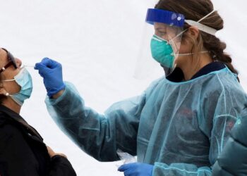 OMS mantiene el nivel máximo de alerta para la pandemia de covid-19