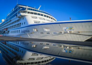 Primer crucero del 2023 atraca en Puerto de Acajutla