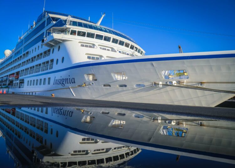 Primer crucero del 2023 atraca en Puerto de Acajutla