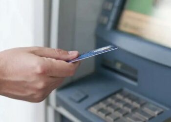 Pagó recibos de su vivienda e hizo retiros en efectivo de dos tarjetas de crédito que no le pertenecían, ahora deberá permanecer en la cárcel