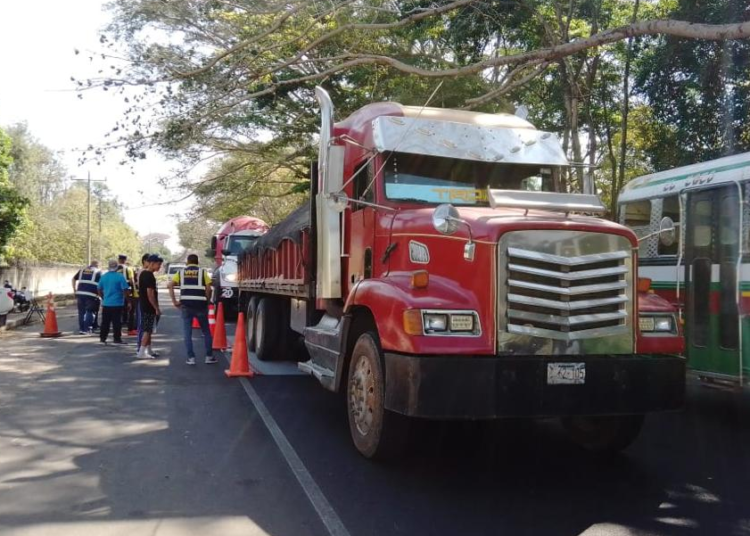 VMT inspecciona transporte de carga en diferentes puntos del país