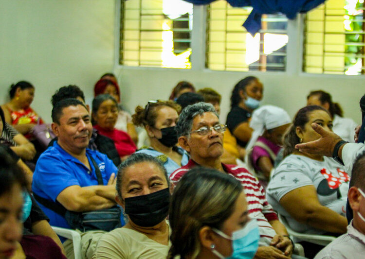 Alcaldía de San Salvador movilizará a vendedores de alrededores del Teatro Nacional
