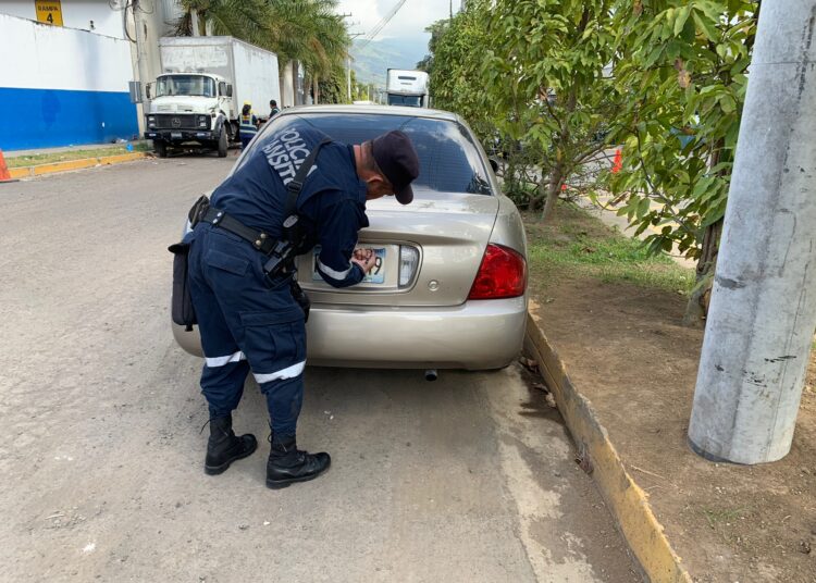 MOPT propone que multas de tránsito sean desde $50 hasta $150