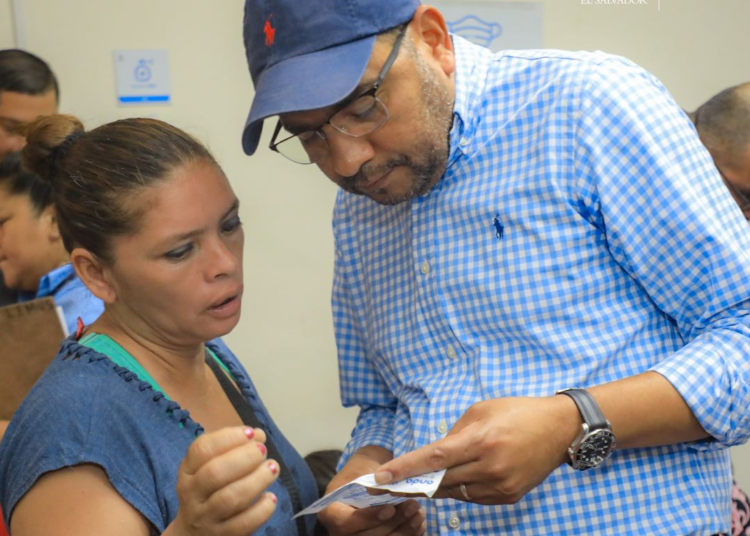 Amplían servicios y atención personalizada a los usuarios de ANDA, en San Vicente