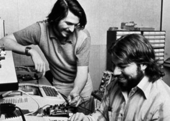 Apple no habría existido sin este «negocio ilegal» de Steve Jobs y Steve Wozniak