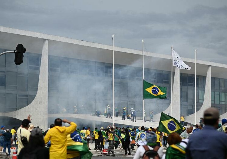 La Corte Suprema de Brasil investigará a militares por el intento de golpe contra Lula