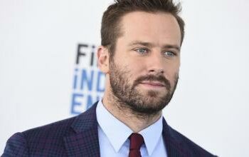 Armie Hammer revela que él también fue víctima de abuso y consideró quitarse la vida