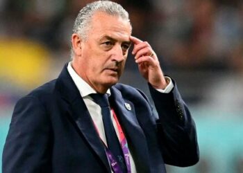 El DT argentino Gustavo Alfaro reclama a la Federación Ecuatoriana de Fútbol una deuda millonaria