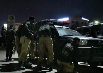 Talibanes atacan una sede policial en Pakistán; reportan tres muertos y un herido