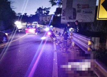 Motociclista perdió la vida al impactar con valla publicitaria en carretera a Ahuachapán