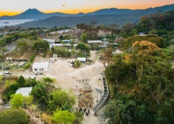 MOP supervisa obras de mitigación de riesgos en comunidad Betania, Ilopango