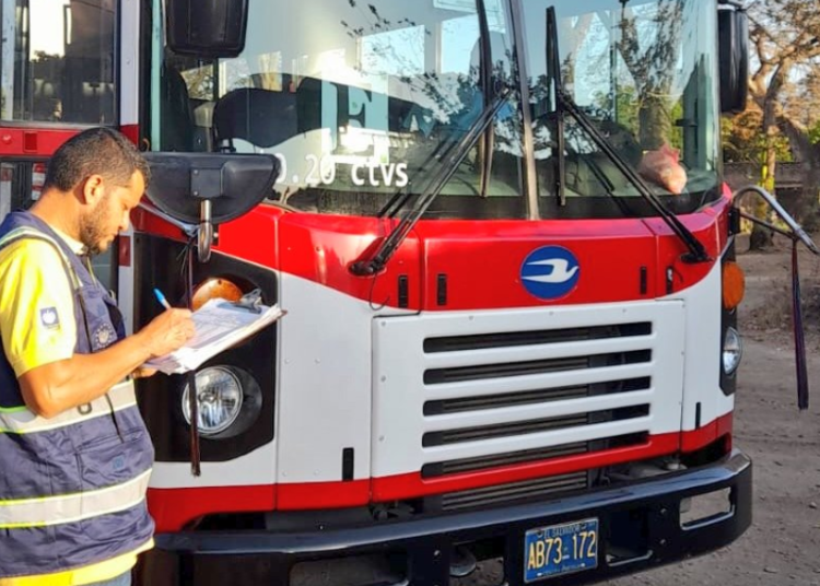 Comisión de Hacienda propone incorporar recursos al presupuesto del MOP para el subsidio del transporte público