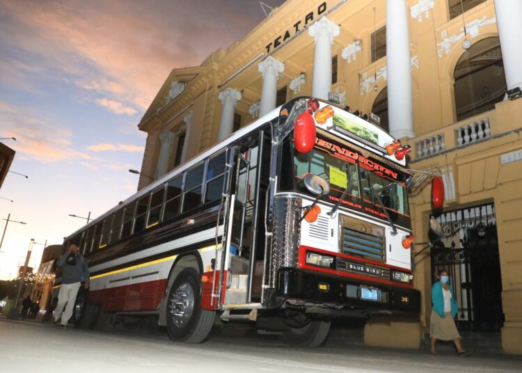 ISTU anuncia los destinos de los «buses alegres» durante el mes de amor y amistad