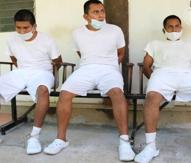 75 años de prisión para sujetos que mataron a una profesora y a sus padres en Sonsonate