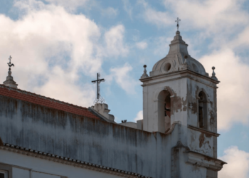 El clero católico de Portugal abusó sexualmente de casi 5.000 menores