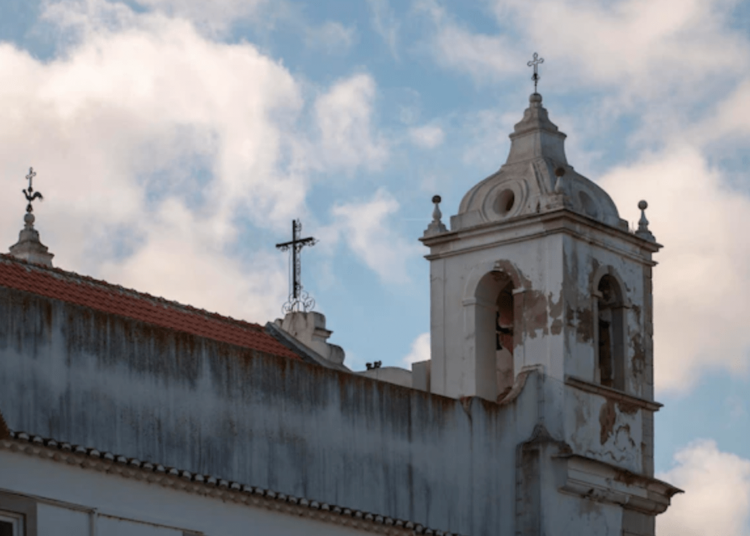 El clero católico de Portugal abusó sexualmente de casi 5.000 menores