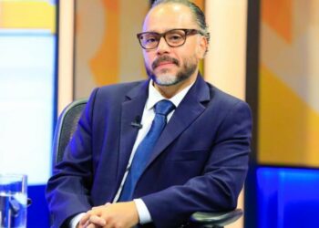 Ernesto Castro reveló que buscará la reelección al igual que diputados de Nuevas Ideas