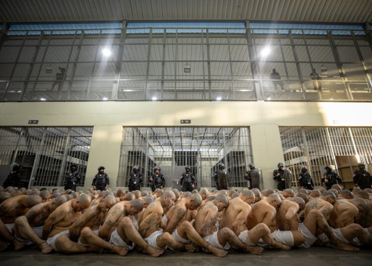 VIDEO | Gobierno destaca por poner en funcionamiento la prisión más grande y segura del continente