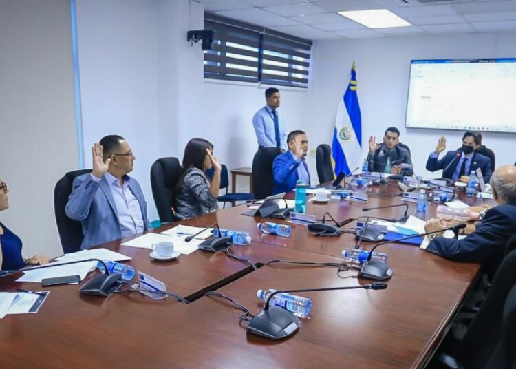 Comisión de Economía a favor de crear la Ley del Ente Nacional de Transmisión Eléctrica