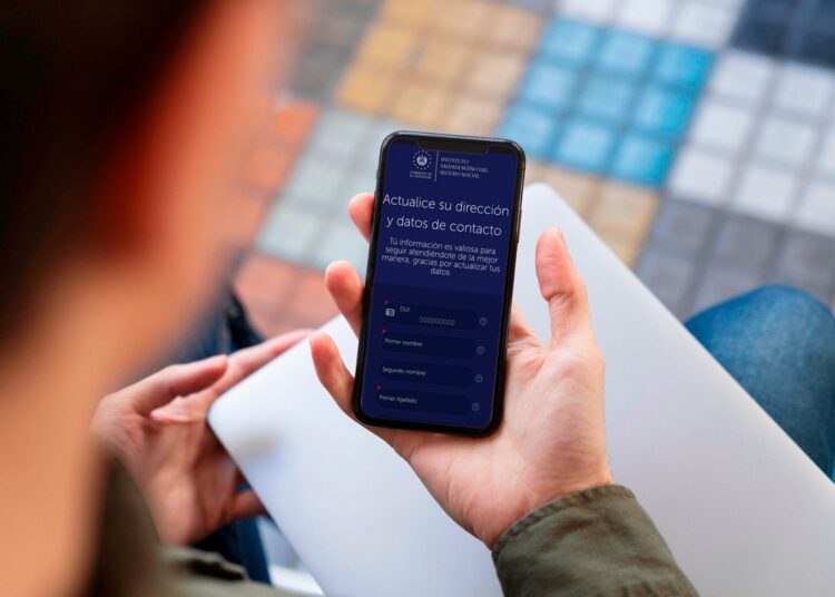 ISSS continúa automatizando el sistema de consultas