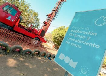 DOM inicia perforación y revestimiento de pozo de agua en Jiquilisco, Usulután