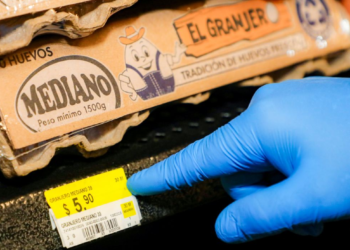 Autoridades verifican precios para consumidores de huevos y gas propano