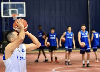 Debut con derrota para la selección salvadoreña de baloncesto