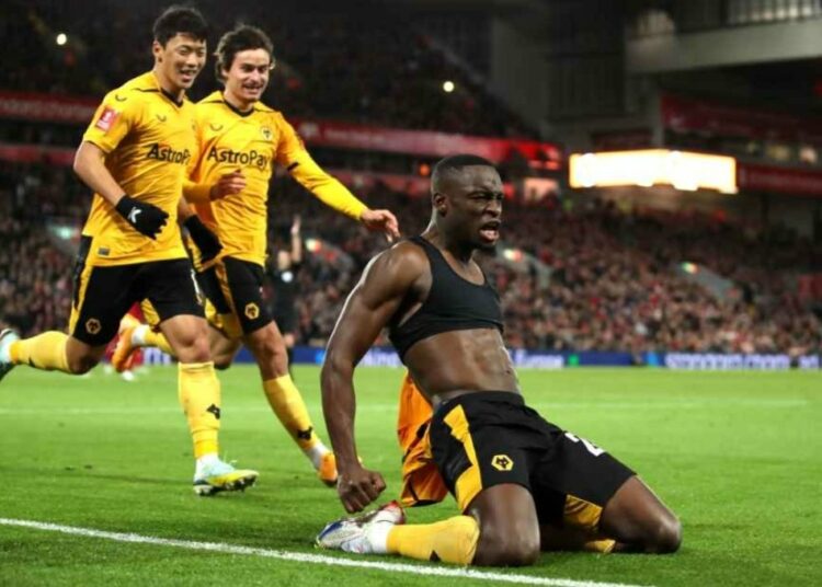 El Liverpool, goleado por el Wolves, sigue en picado