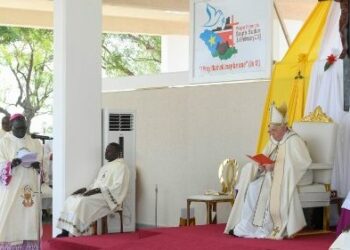 El papa Francisco cerró su gira en África con una masiva misa en Sudán del Sur