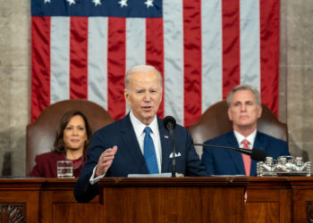 En su discurso a la nación, Joe Biden, apela a la oposición republicana «a trabajar» para reformar el sistema migratorio del país