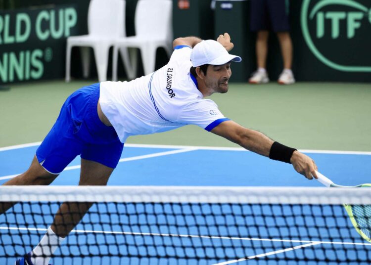 Marcelo Arévalo da el primer punto a El Salvador en Copa Davis