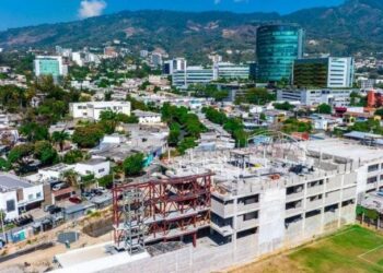 Mercado Escalón refleja un 60% de avance y estará listo en agosto, según alcaldía capitalina