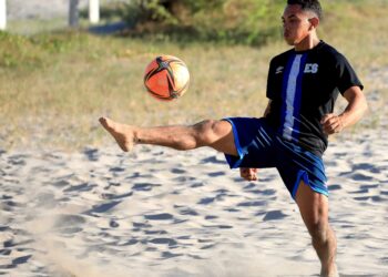 Guillermo Roscala y Alonso Lemus son los nuevos convocados en la preselección de fútbol playa