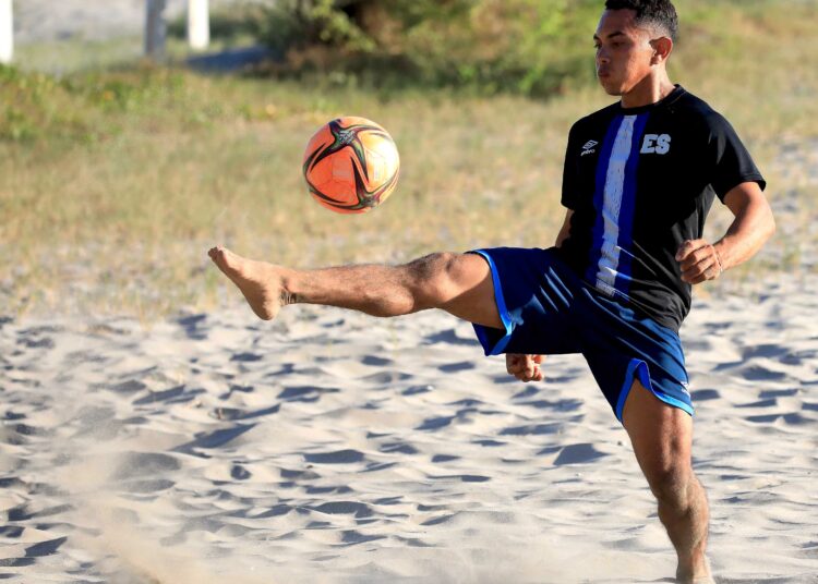 Guillermo Roscala y Alonso Lemus son los nuevos convocados en la preselección de fútbol playa
