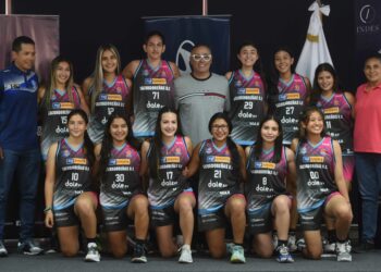 Salvadoreñas basquetball club fue presentado como el nuevo integrante de la Liga Mayor de Baloncesto femenino