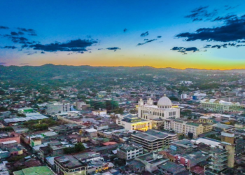 Alcaldía capitalina recupera 68 cuadras en el Centro Histórico