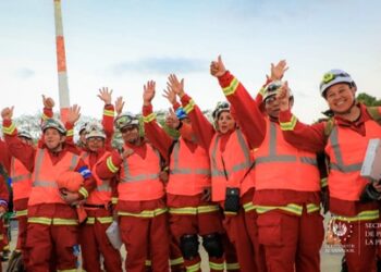 Rescatistas salvadoreños regresan de Turquía: «Misión Cumplida»