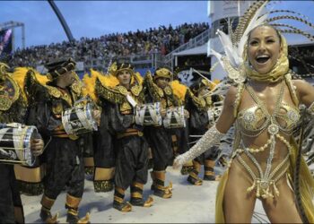 Regresa el carnaval de Brasil y busca un récord de 46 millones de personas bailando