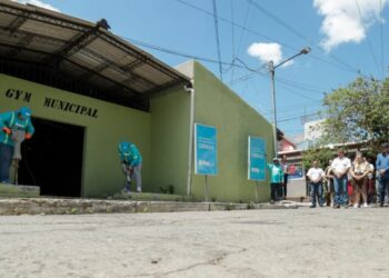 DOM inicia construcción de moderno centro deportivo en La Laguna, en Chalatenango